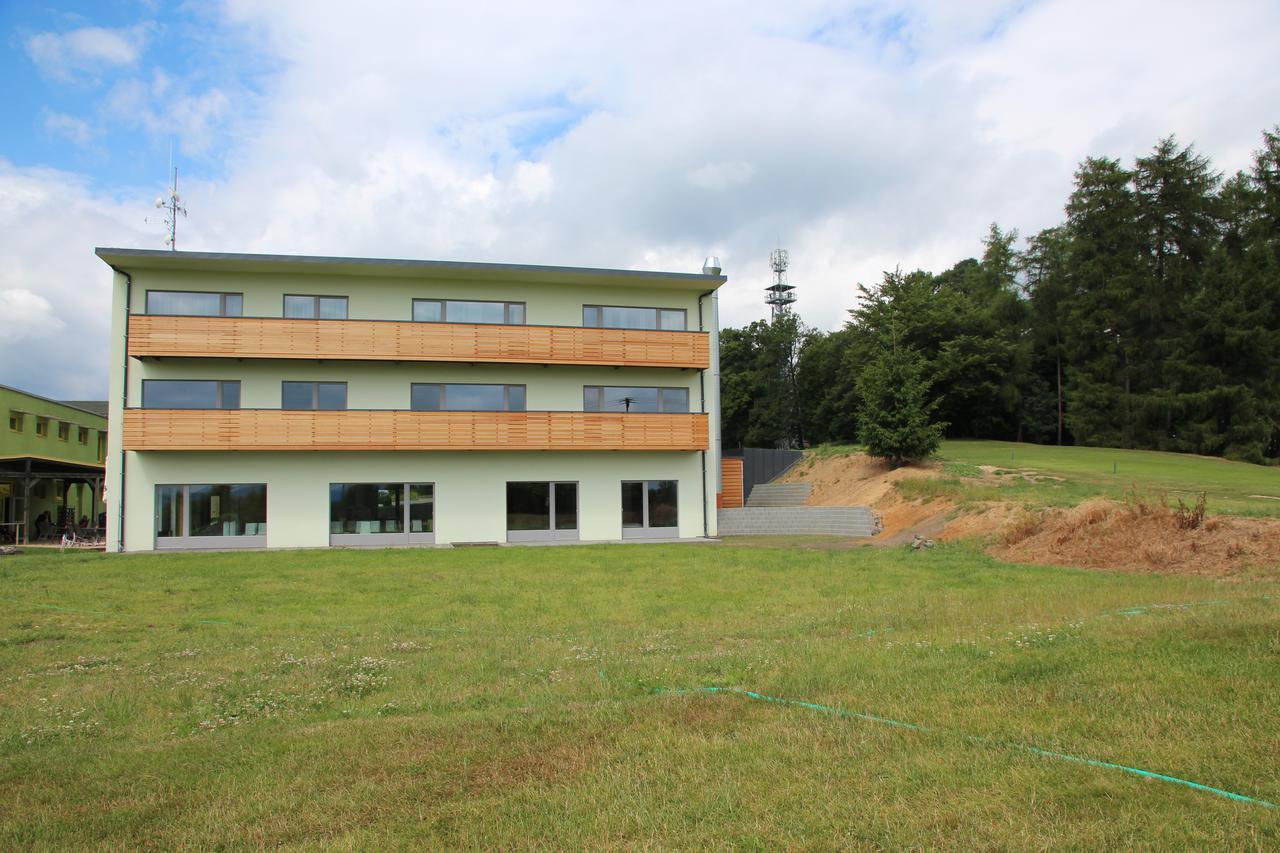 Hotel Devitka Janov Bagian luar foto